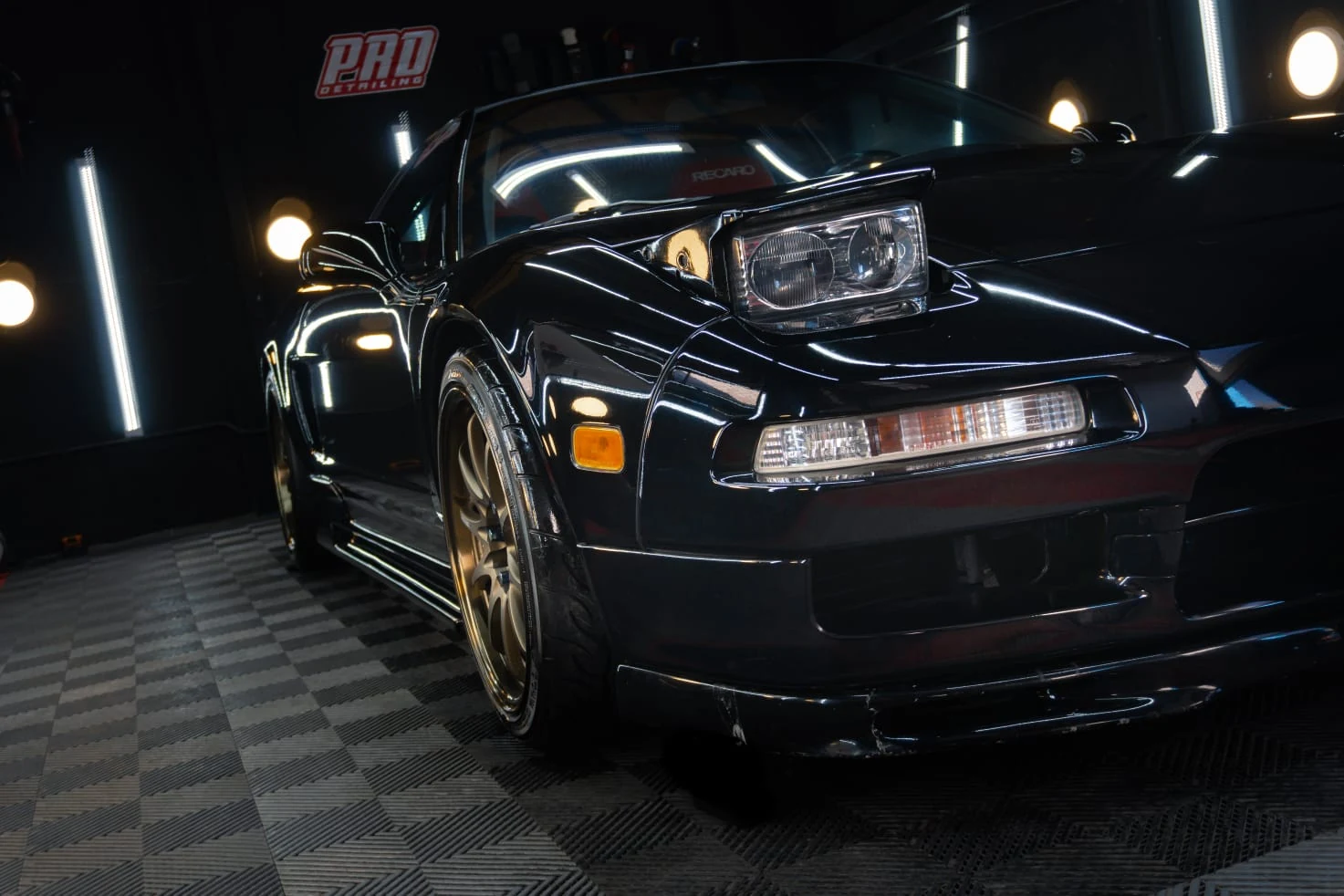 Detalle frontal de Acura NSX negro realizado por PRD Iquique
